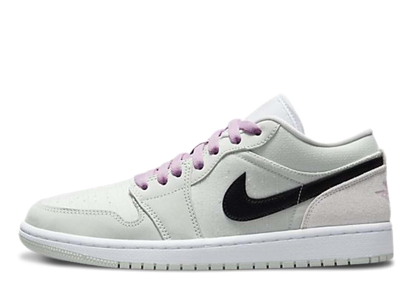 ナイキエアジョーダン1ローバレリーグリーンウィメンズ Nike Air Jordan 1 Low Barely Green Womens CZ0776-300