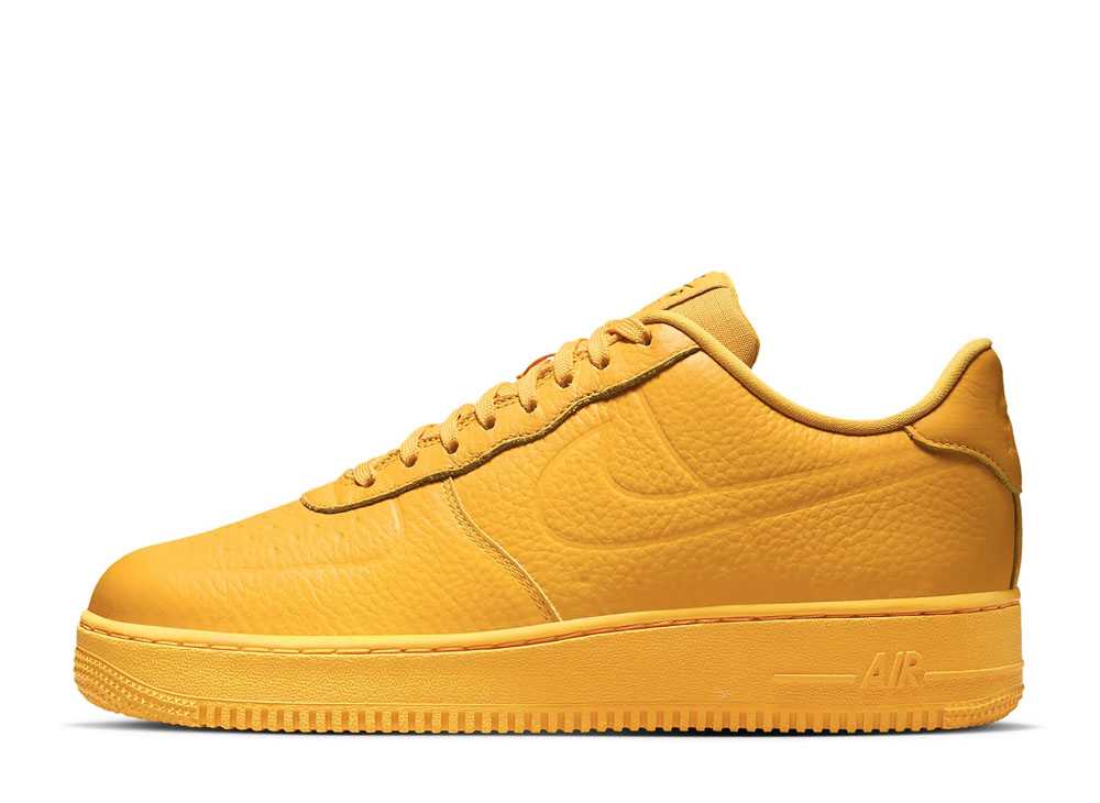 ナイキ エアフォース1 &#39;07 プロテック WP ユニバーシティゴールド Nike Air Force 1 &#39;07 Pro-Tech WP University Gold FB8875-700