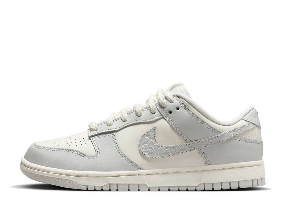 ナイキ ウィメンズ ダンク ロー セイル/オーラ タウニー Nike WMNS Dunk Low Sail/Aura Tawny Metallic Silver FJ4553-133